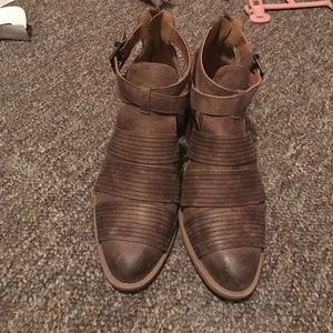 Heeled cut out booties