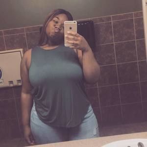 Meet your Posher, Inez