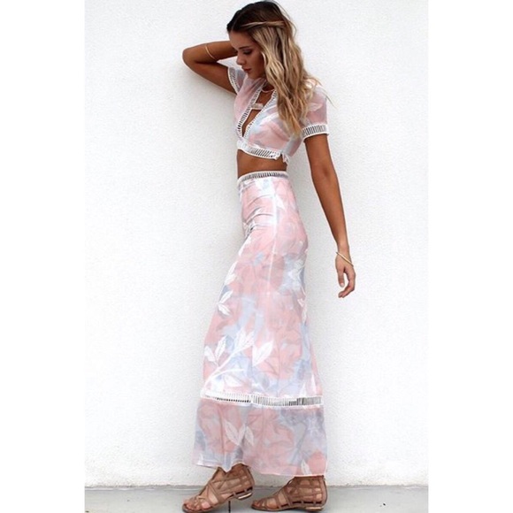 New pink floral set - skirt + crop top - Picture 3 of 8