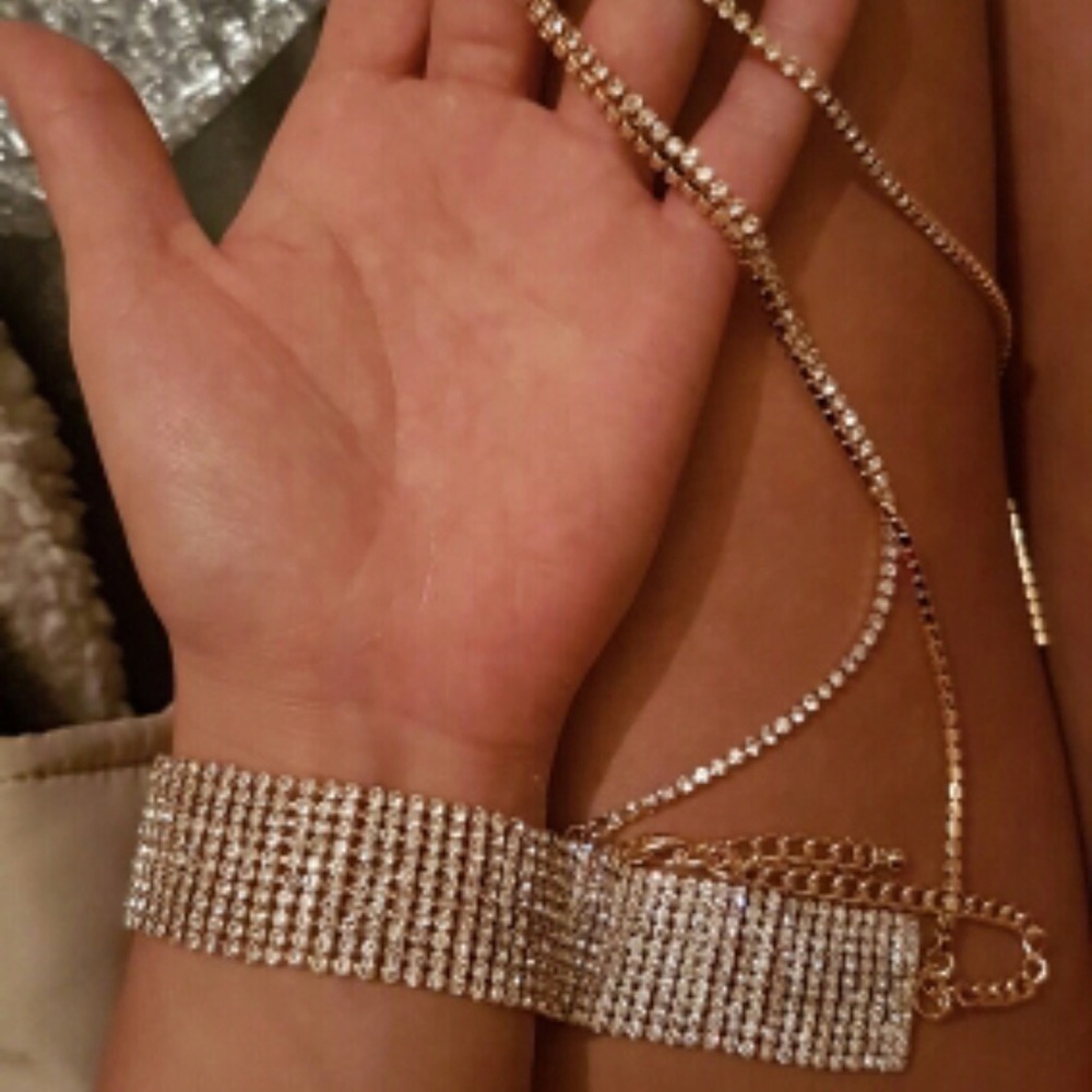 New! Gold Rhinestone Choker Chain Necklace - Picture 3 of 4
