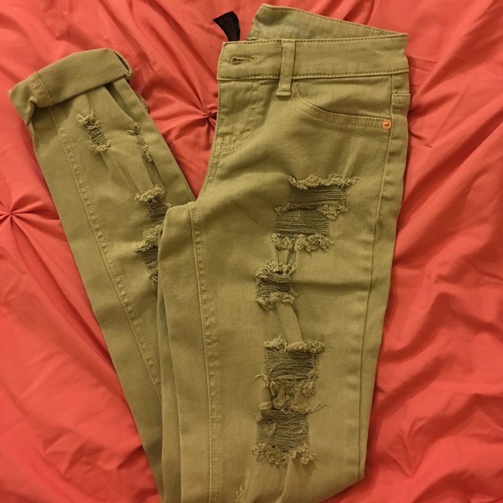 Camo/ pink Ripped Jeans bundle