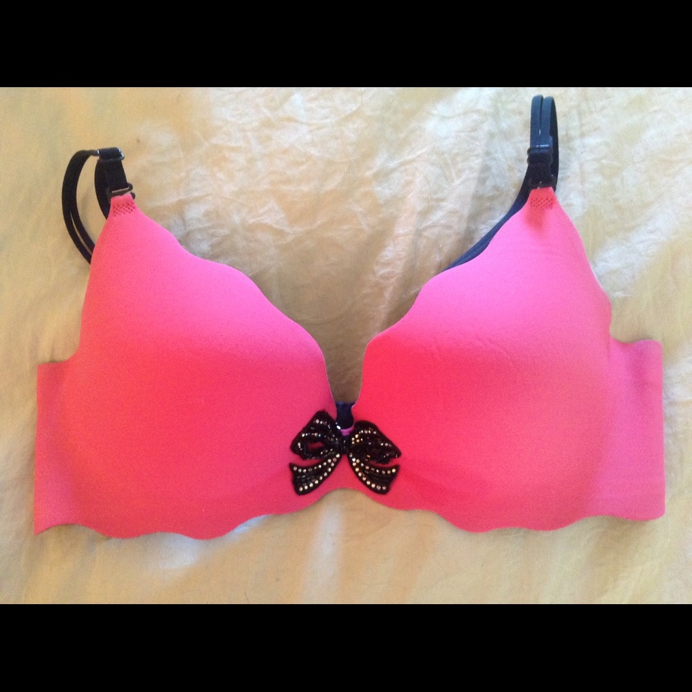 Victoria's Secret Pink Push-up 34C