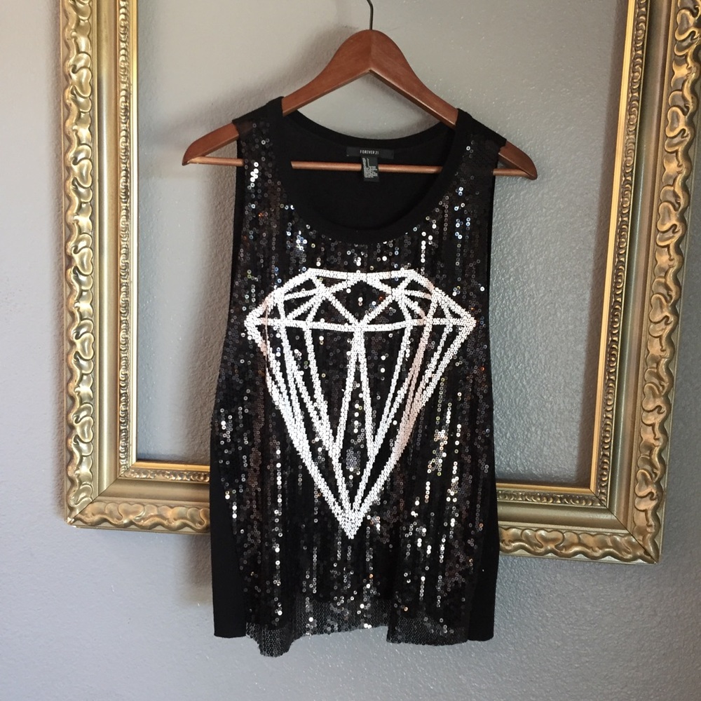 Diamond sequin tee