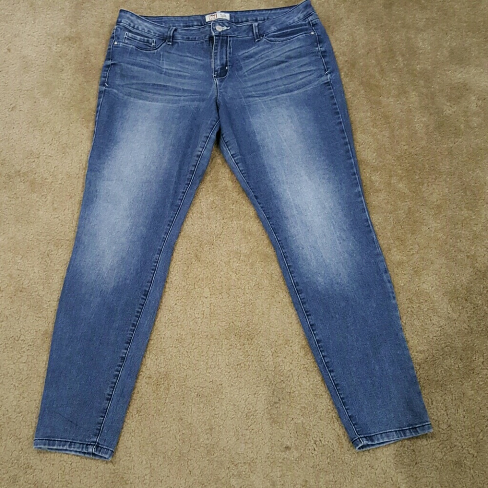 Juniors jeggings