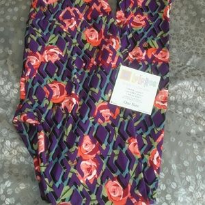 LulaRoe floral Leggings