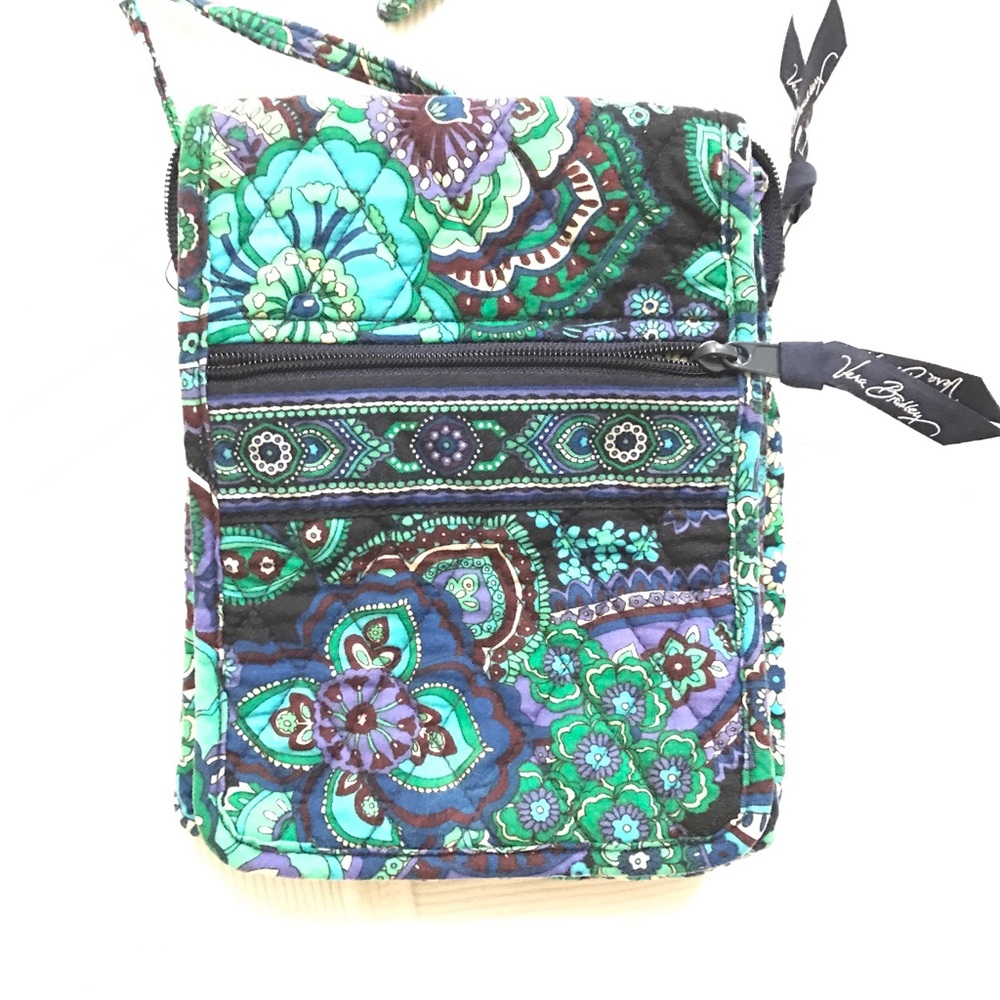 CLEANING CLOSETS! Vera Bradley Mini Crossbody Bag