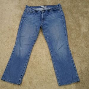 Woman's Levi jeans