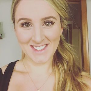 Meet your Posher, Nikki