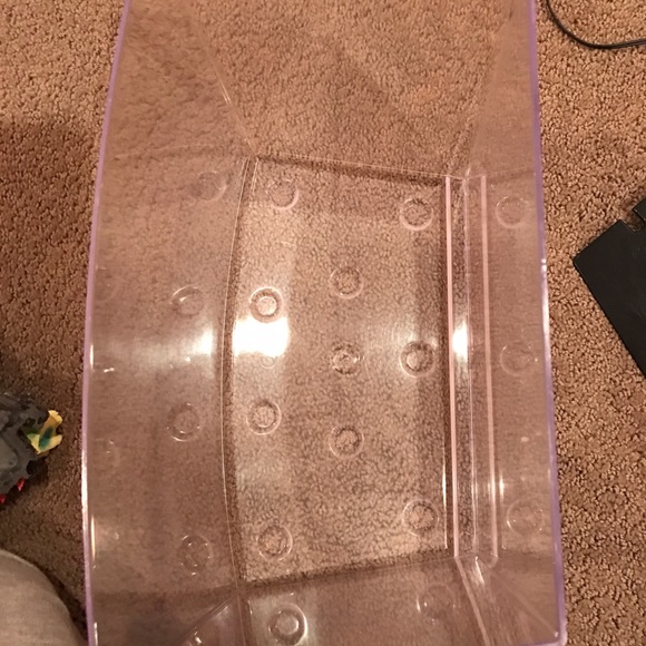 Fish tank with every item included you need - Picture 2 of 4