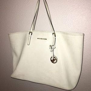 Michael kors bag white