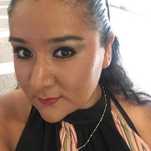 Meet your Posher, Elena