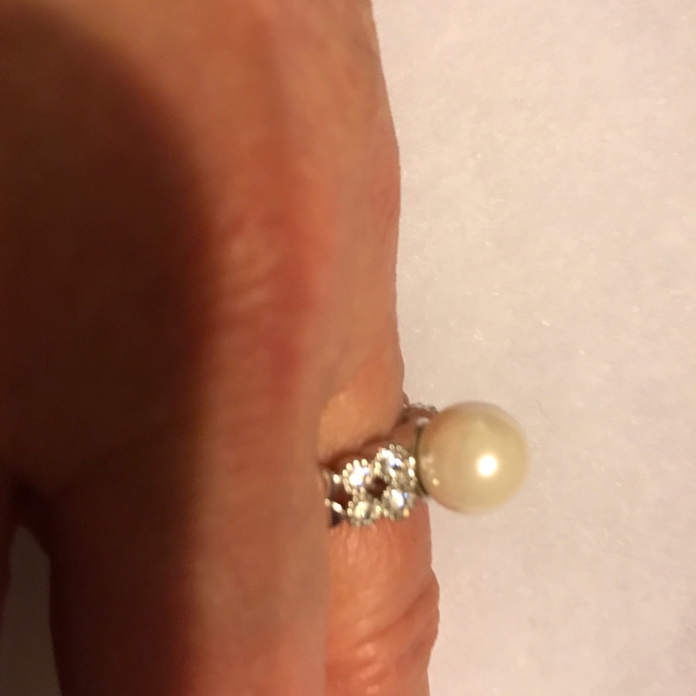 Ring NWOT - Picture 2 of 3