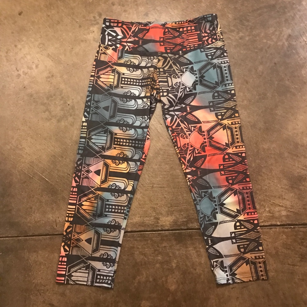 Onzie printed cropped leggings