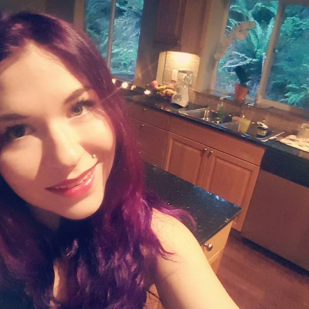 Meet your Posher, Krystalrose