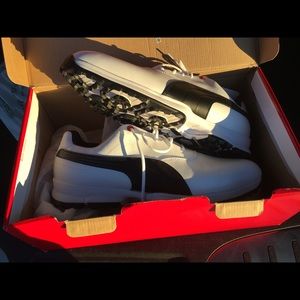 Men's Puma Golf shoes. Size 11