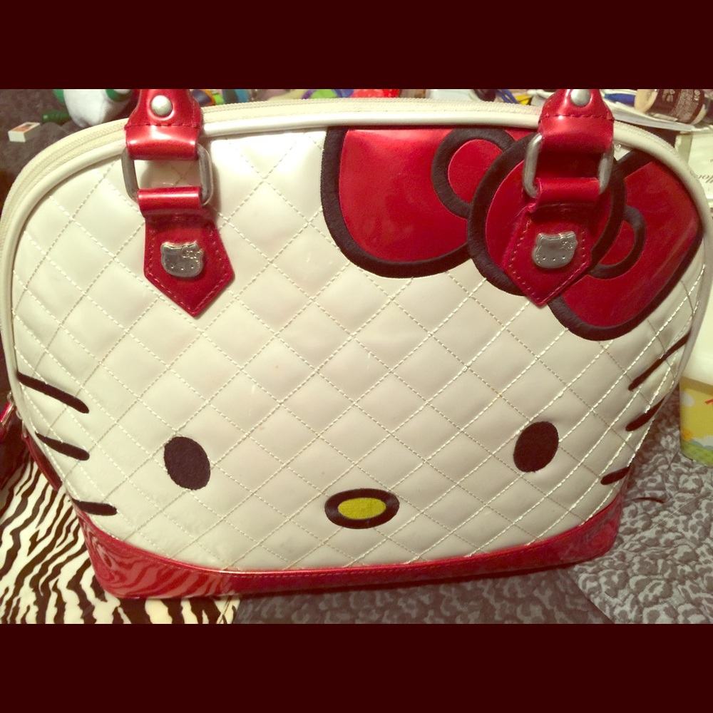 Hello Kitty handbag
