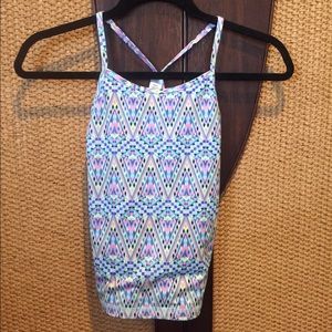 Girls (6) Ivivva tank top