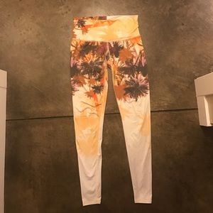 Teeki leggings