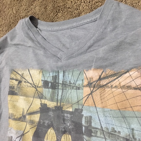 Express V-Neck Long Tee - Picture 4 of 8