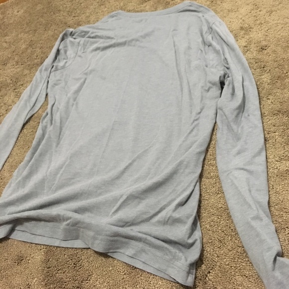 Express V-Neck Long Tee - Picture 5 of 8