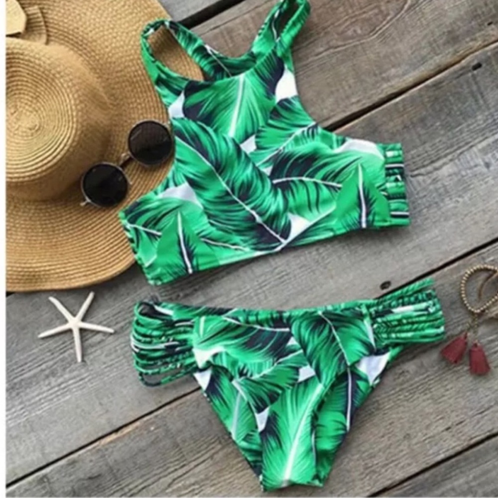 ⛱SALE The Lanai • Green Palm Racerback Bikini - Picture 2 of 5