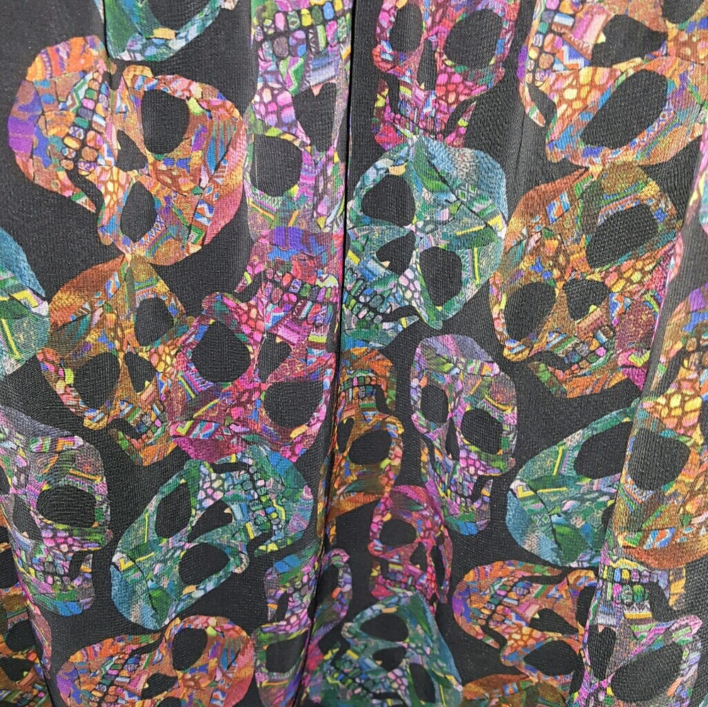 💀🌻NEW🌻💀Torrid size 4 skull cami