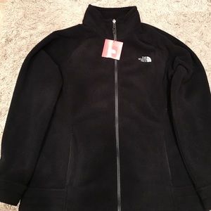 Brand new The North Face Fleece sweater for women