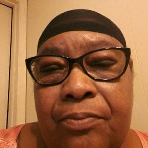 Meet your Posher, Roberta