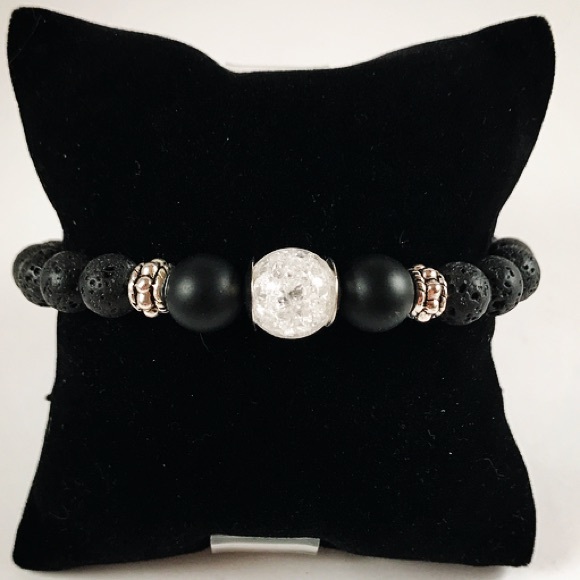 Jewelry - 🦊Women  lava rock crystal silver beaded bracelet