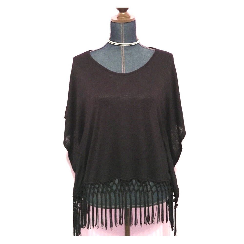 Back Brad Fringe Sleeveless Blouse