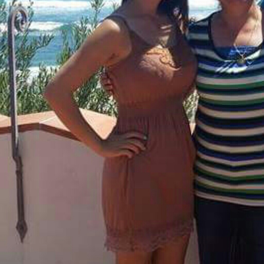 Sleeveless mocha brown dress