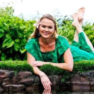 Meet your Posher, Kawena