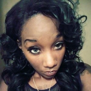 Meet your Posher, Kendra