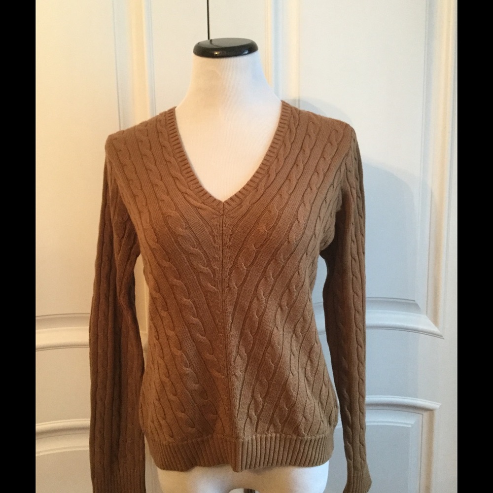 EUC Cable  v Neck Sweater Beige