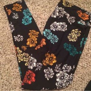 Lularoe tc floral leggings