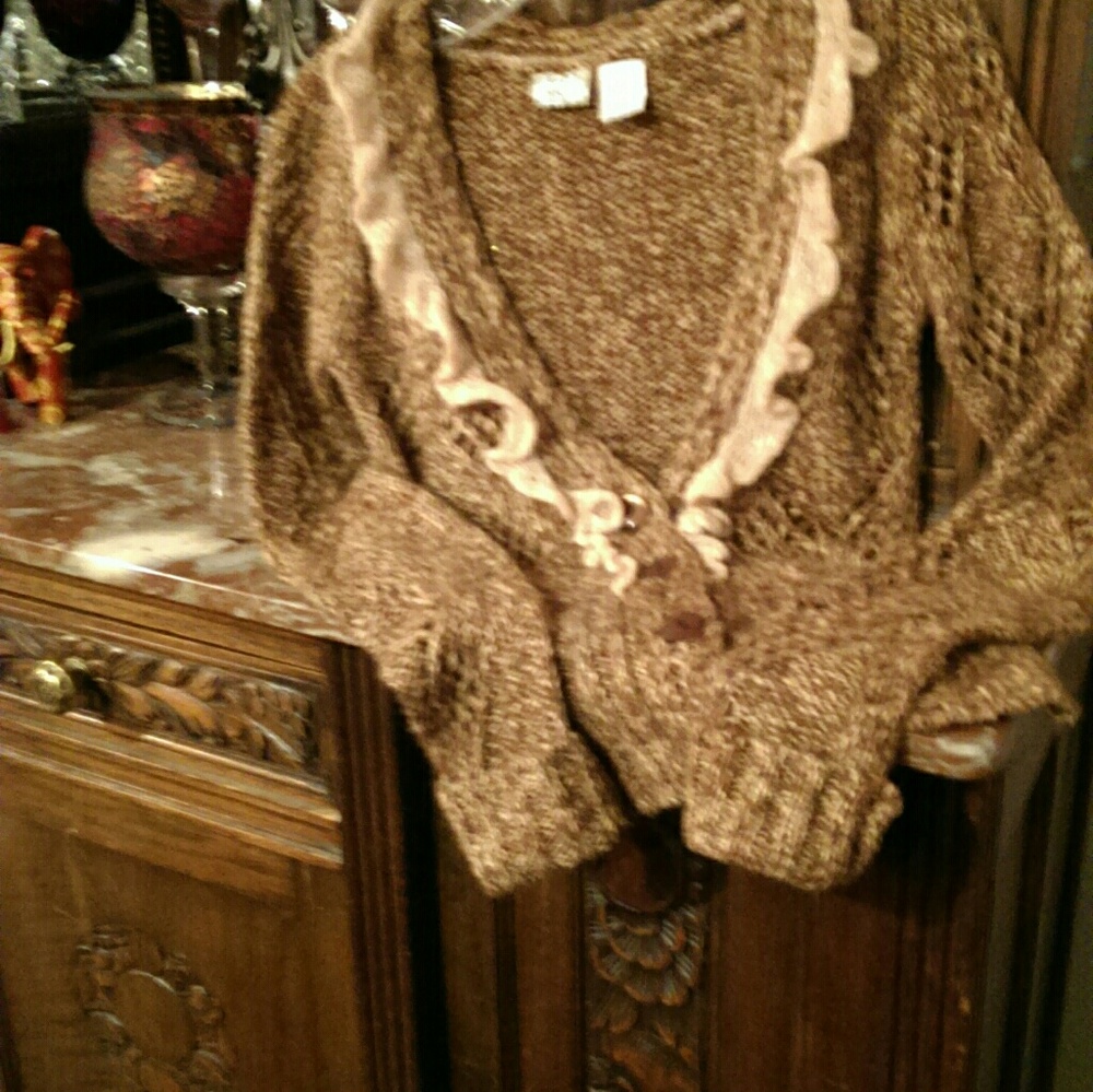 BKE ruffle sweater