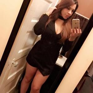 Meet your Posher, Alexis