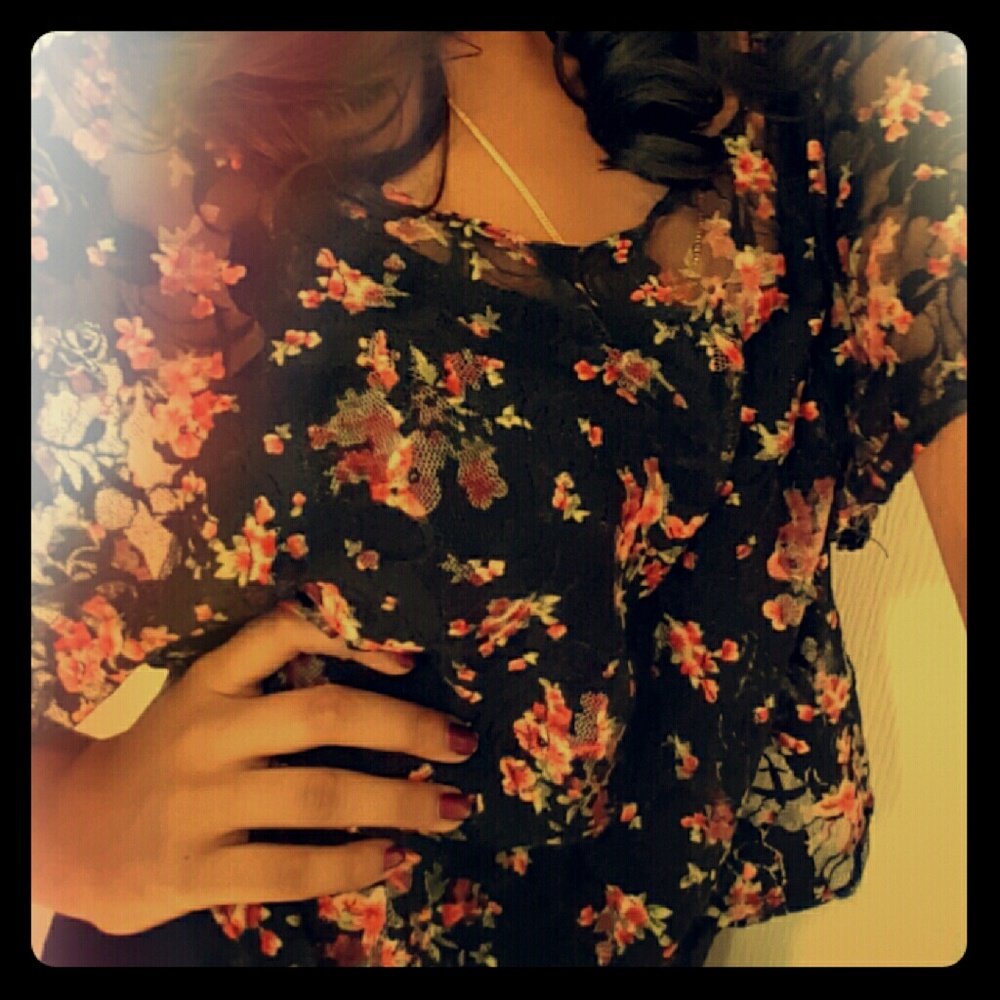 Lace Crop Top