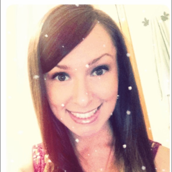 Meet your Posher, Mary - Picture 2 of 7