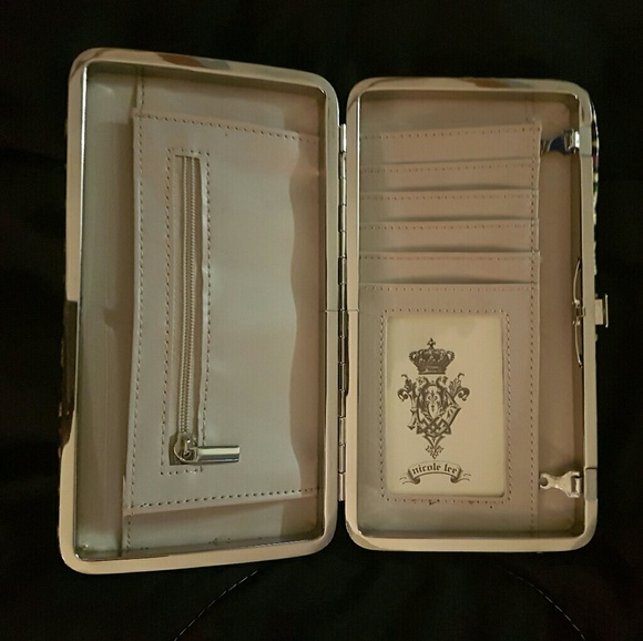 wallet - Picture 2 of 2