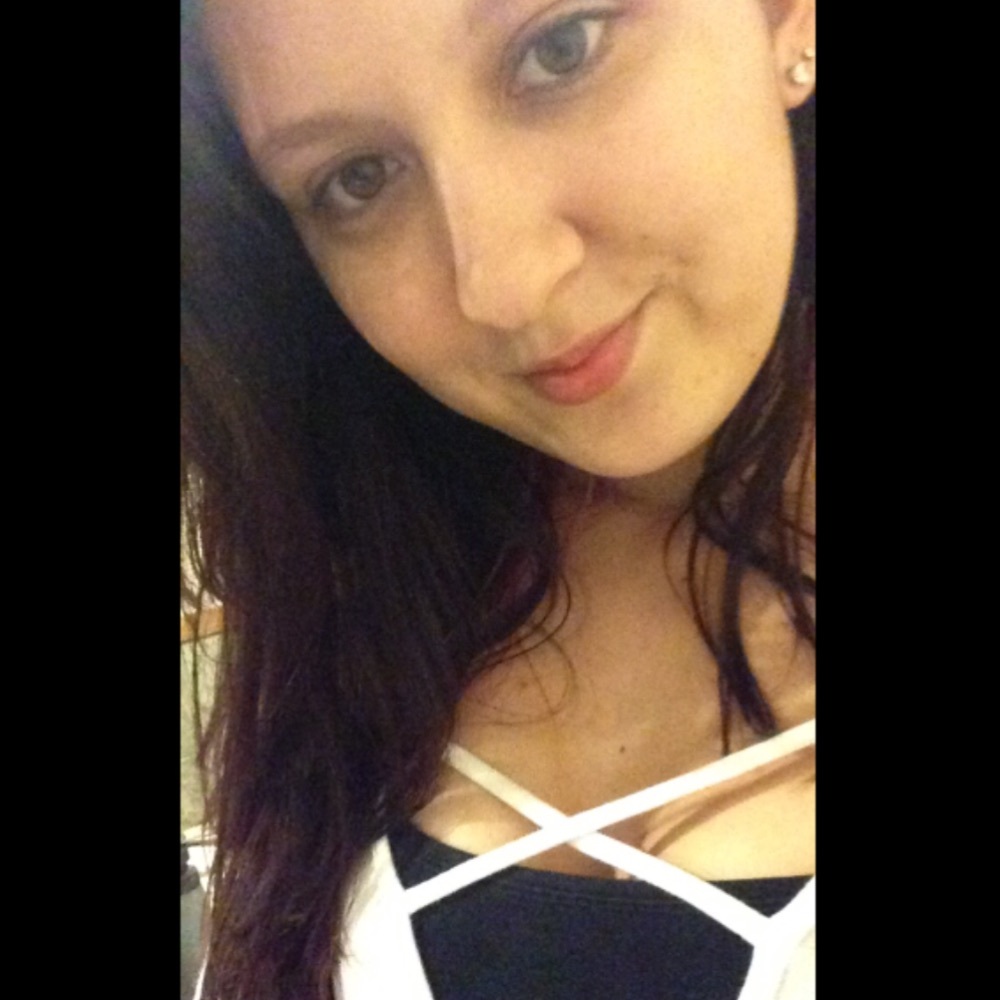 Meet your Posher, Brittany