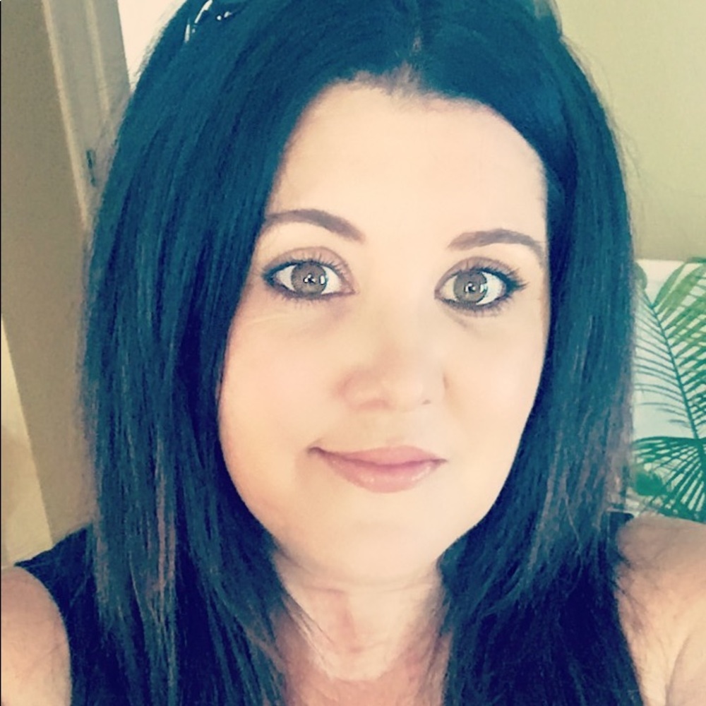 Meet your Posher, Dana