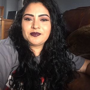 Meet your Posher, Aracely