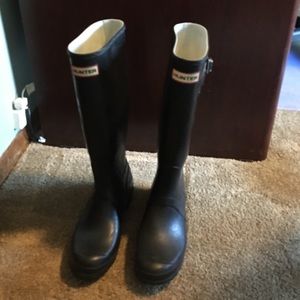 Hunter black boots size 7