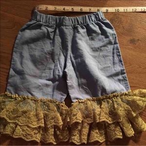 Matilda Jane lace ruffle capris