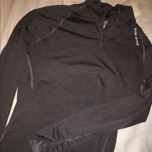 Under armour quarter zip dri fit