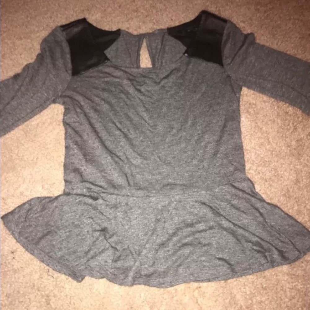 EXPRESS Gray Peplum Knit Top