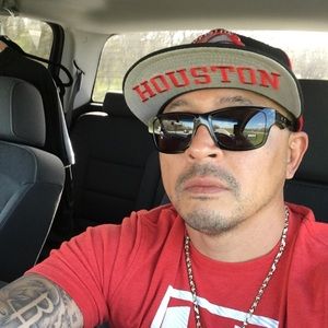 Meet your Posher, Noel