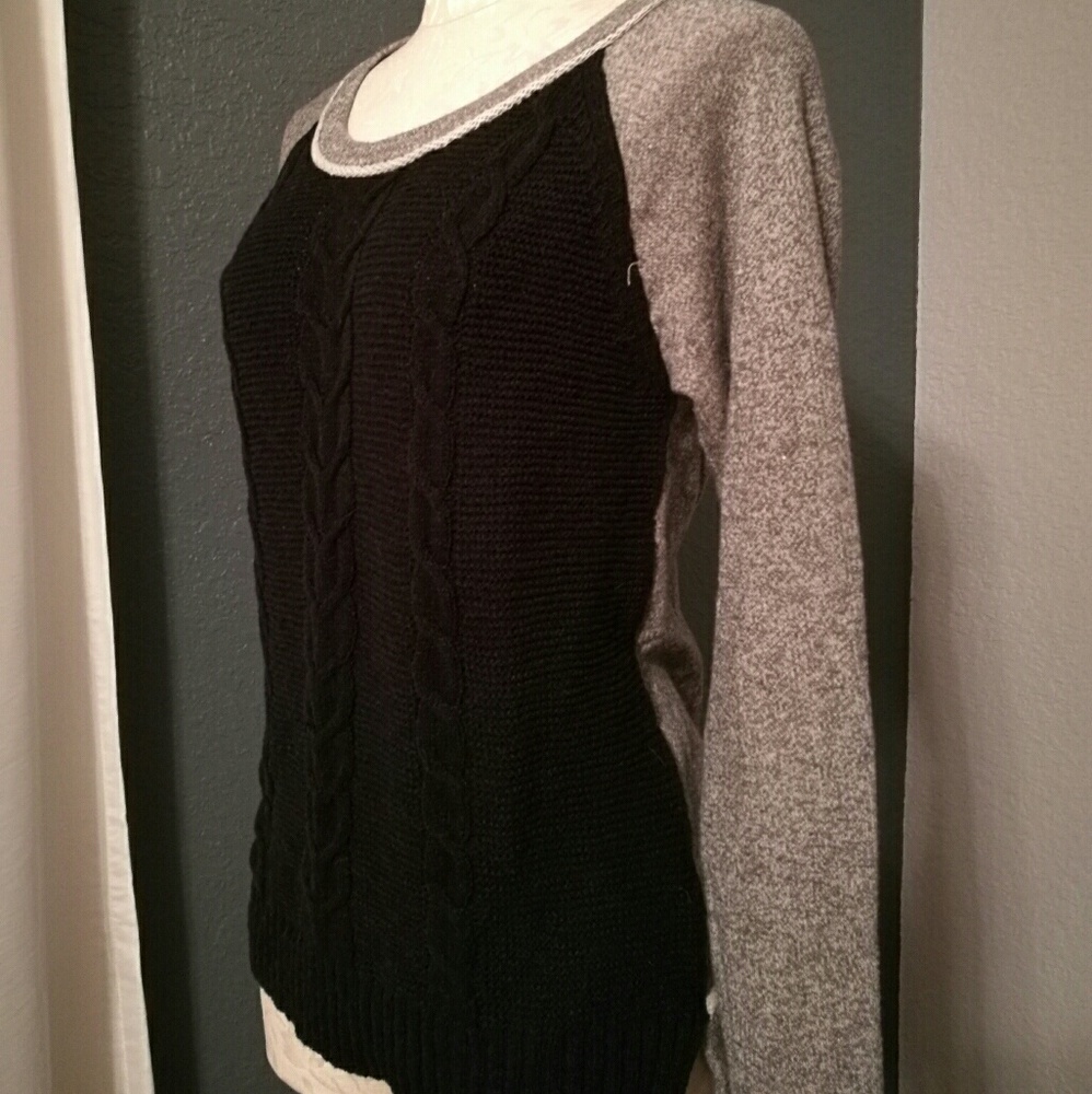 Sweater sweatshirt