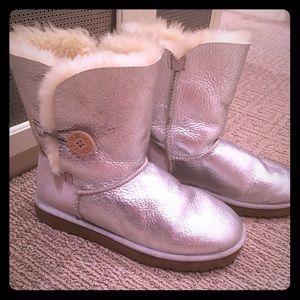 Silver Bailey Button Uggs